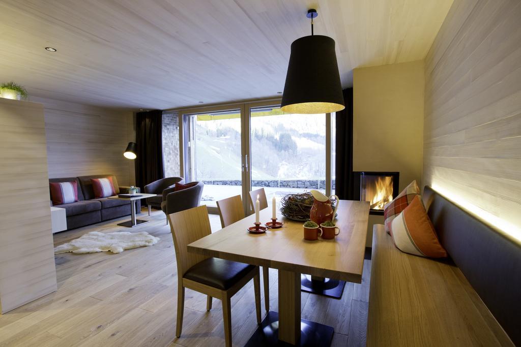 N Apartments Hotel Schoppernau Rom bilde